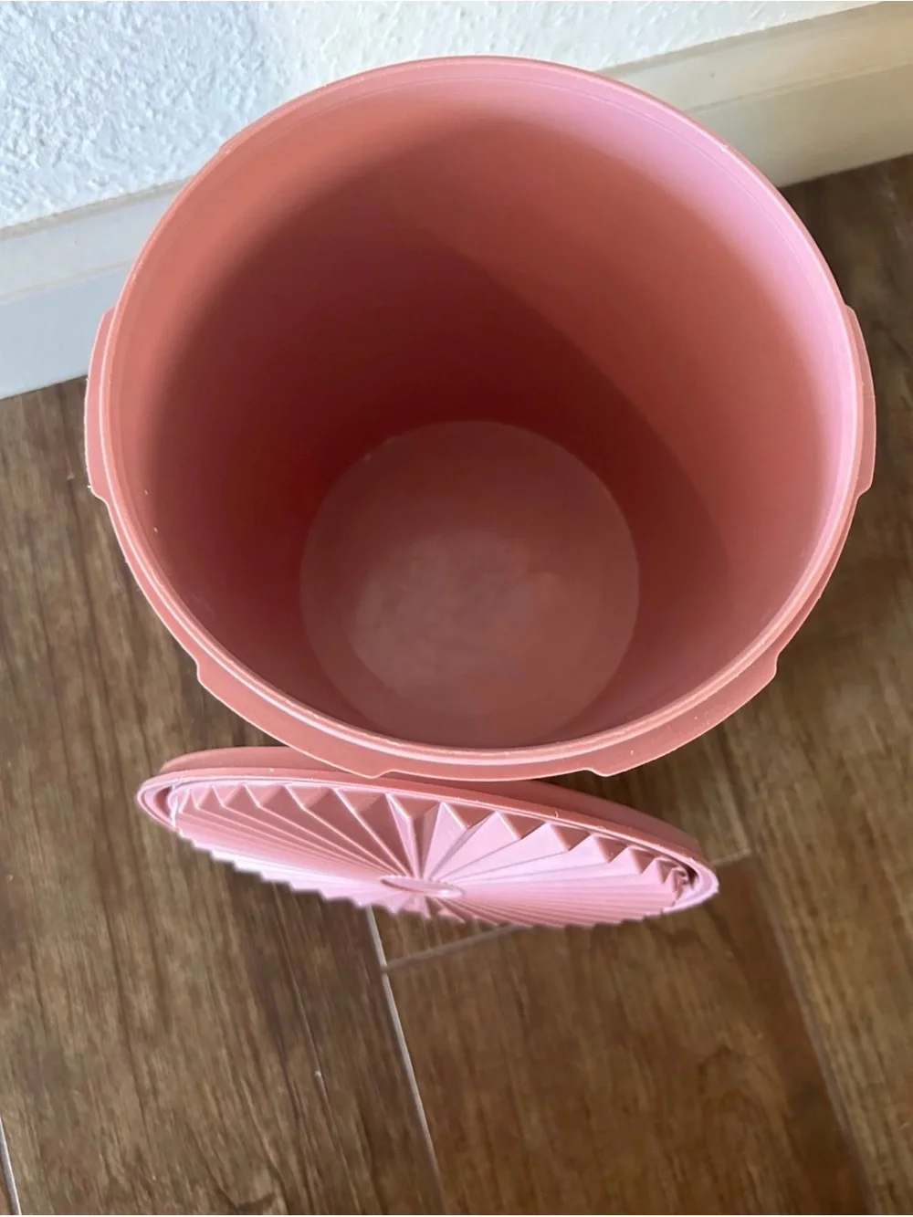 7” Dusty Rose Tupperware Storage Container with Lid